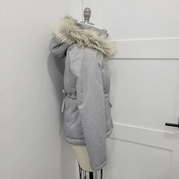 Hollister Ultimate Down Collection Grey Jacket Size XS - Picture 4 of 16